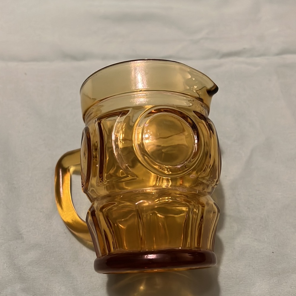 Vintage Wheaton Glass Bullseye Amber creamer glass 3 5/8 - Picture 5 of 5
